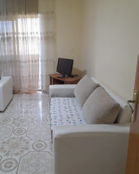 Jepet me qera apartament 1+1