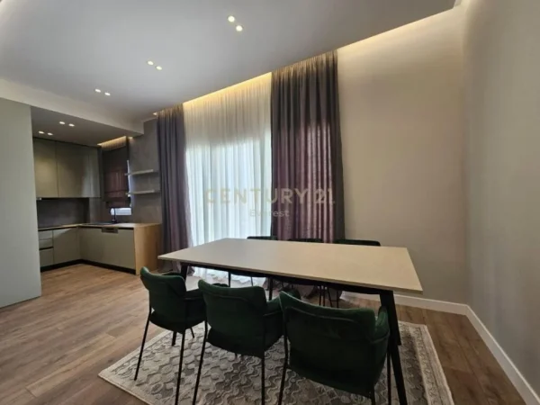 KOPSHTI BOTANIK, JAPIM ME QIRA APARTAMENT 3+1 LUKSOZ