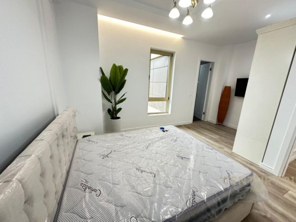 JEPET ME QIRA APARTAMENT TEK GOLDEN PARK REZIDENCE!