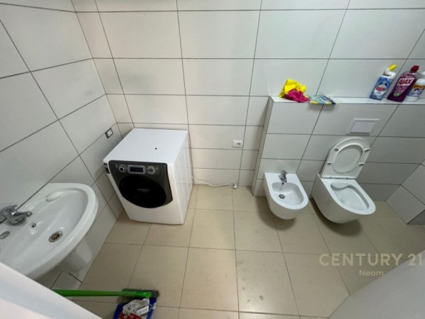 JEPET ME QIRA APARTAMENT 1+1 TEK REZIDENCA KODRA E DIELLIT 1!