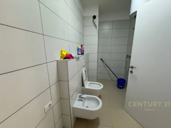 JEPET ME QIRA APARTAMENT 1+1 TEK REZIDENCA KODRA E DIELLIT 1!