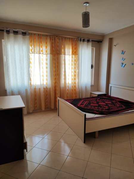 jepet me qera:apartament 2+1 plus garazh,Yzberisht