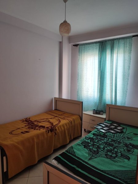 jepet me qera:apartament 2+1 plus garazh,Yzberisht