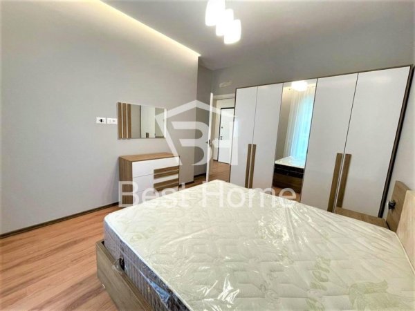 Apartament 1+1 Me Qera, Rruga Kavajes, Kompleksi Square 21, Tirane.