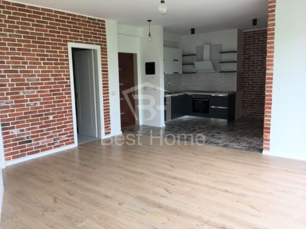 Apartament 2+1 Me Qera, Kopshti Botanik, Tirane.