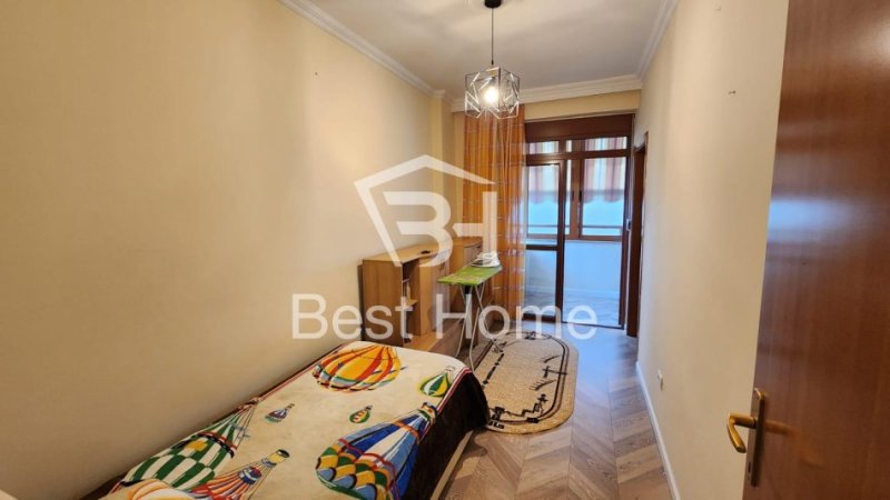 Apartament 4+1 Me Qera, Bulevardi Gjergj Fishta, Prane Ish Ekspozites, Tirane.