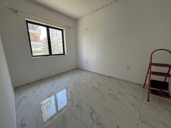 Qera, Apartament 1+1, Yzberisht, Tiranë - 400€ | 71m²