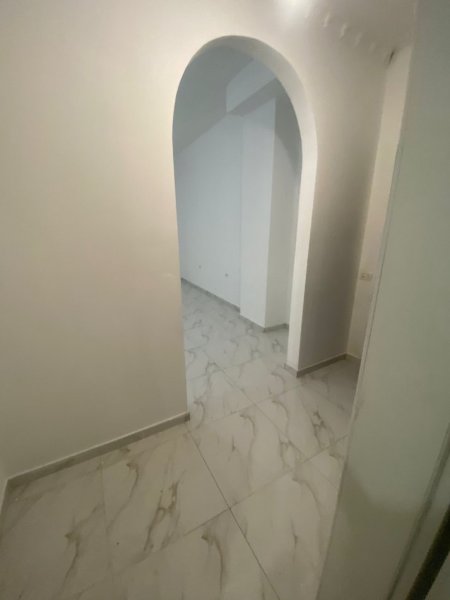 Japim me qira apartament 1+1+bllk per banim ose zyre ne Yzberisht