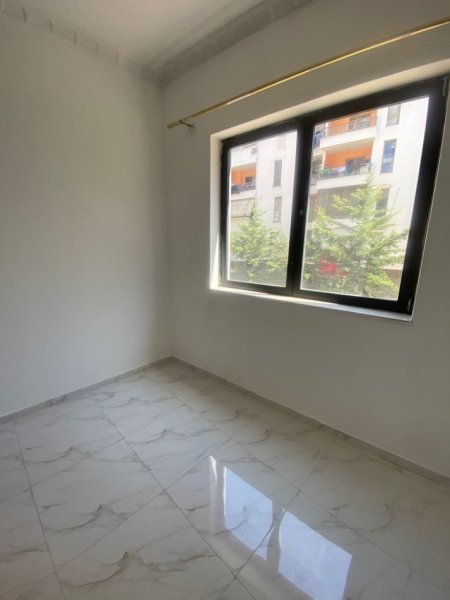 Japim me qira apartament 1+1+bllk per banim ose zyre ne Yzberisht