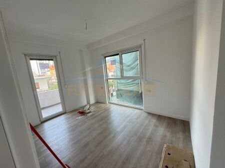 Qera, Apartament 1+1, Unaza e Re. UNA39711