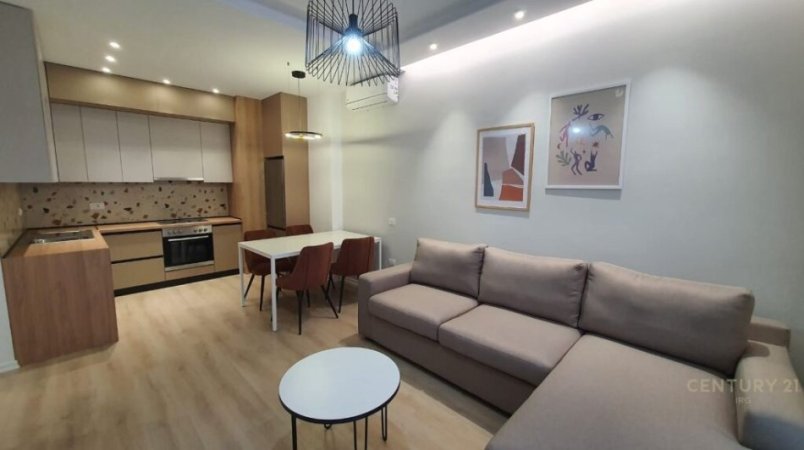 KOMPLEKSI MAGNET,  APARTAMENT 2+1+POST PARKIMI  !