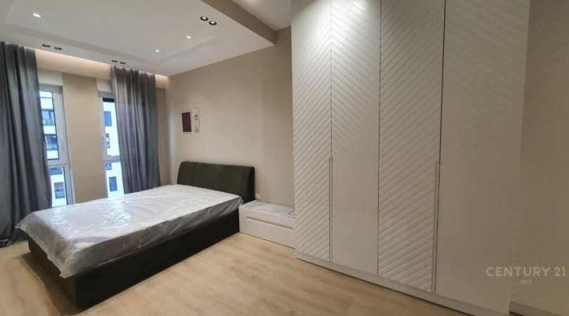 KOMPLEKSI MAGNET,  APARTAMENT 2+1+POST PARKIMI  !