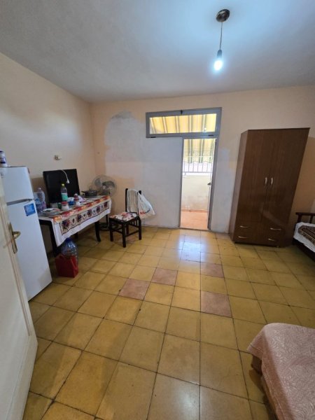 Shitet Apartament 1+1  - ( Rr Dibres )