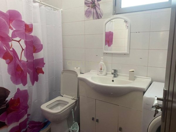 Apartament 1+1 për qira në Plazh, Durrës !!