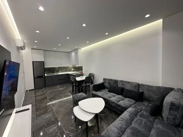 📢 Apartament 1+1 me Qera te Kompleksi ASL, te Avenue🔑