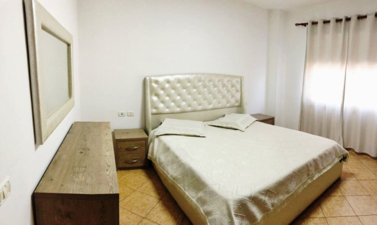 Jepet me qera apartament 2+1, kopshti zoologjik