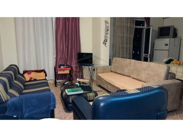 Shitje, Apartament 1+1, Shallvaret, Tiranë.