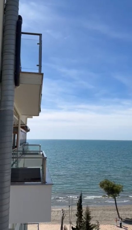 OKAZION NE SHENGJIN... SHITET APARTAMENT 1+1