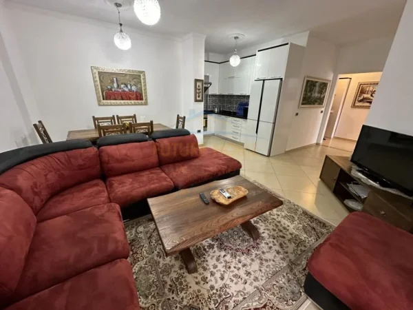Shitet apartament 3+1+2 Fresk , Tirane