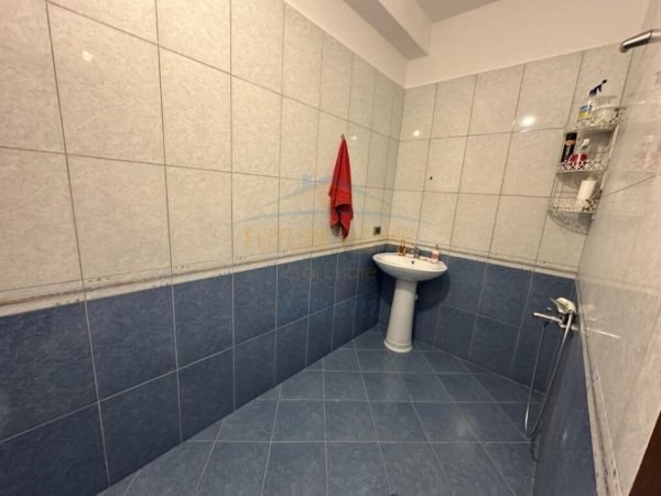 Shitet apartament 3+1+2 Fresk , Tirane