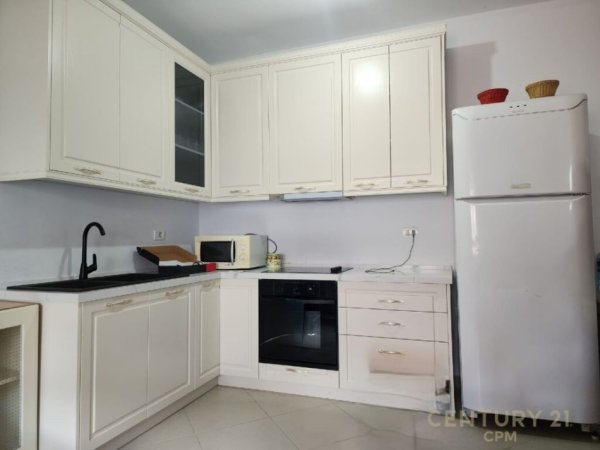 APARTAMENT 1+1 ME QERA TEK KOPSHTI BOTANIKU