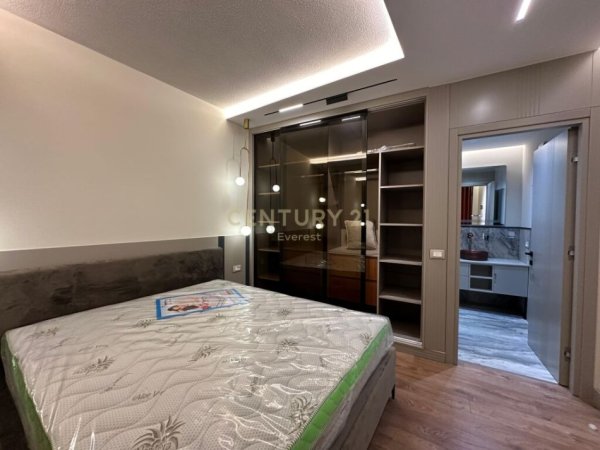 SHESIM APARTAMENT 2+1 PERBALLE ME DELIJORGJIN