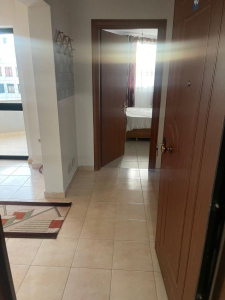 Apartament me qera 1+1 - Kombinat