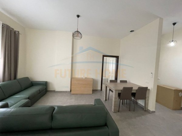 Shitet, Apartament 2+1, Gjiri i Lalezit 120,000 €