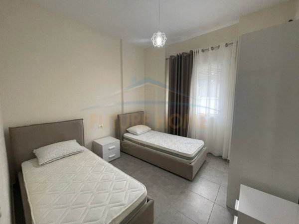 Shitet, Apartament 2+1, Gjiri i Lalezit 120,000 €