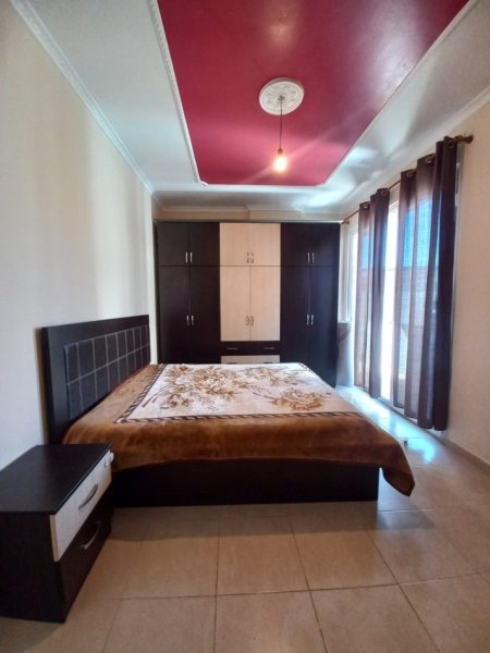 Qera, Apartament 2+1+2, Fresku