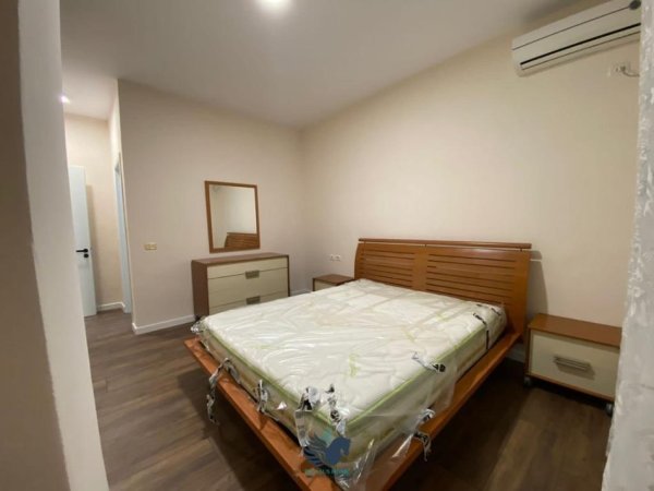 Shitet Apartament 2+1 Ne Astir [ID P220]