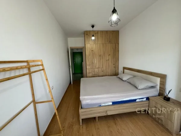 !JEPET ME QIRA APARTAMENT 1+1 TEK REZIDENCA KODRA E DIELLIT 2!