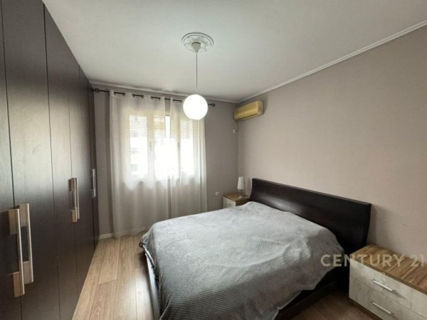 SHITET APARTAMENT 1+1 TEK 21 DHJETORI!