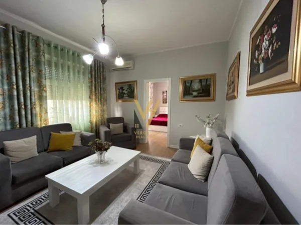 SHITET APARTAMENT 3+1  85M2 TEK MINISTRIA E DREJTESISE 195.000 EURO