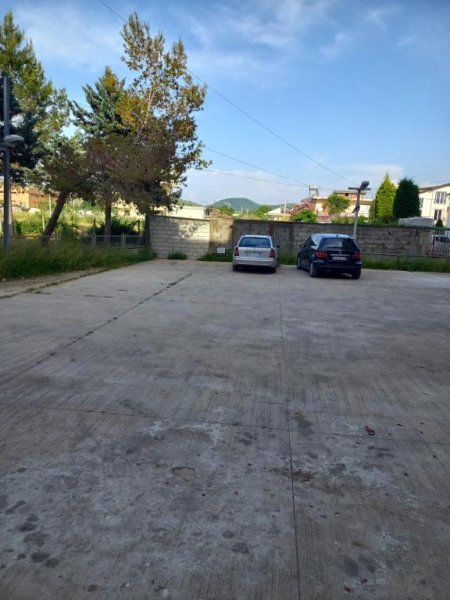 jepet apartament me qera 3000 euro/ muaj