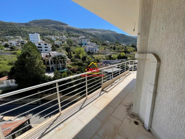 SHITET APARTAMENT 2+1 NË LUNGOMARE,VLORË