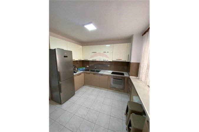 Jepet me qera Apartament 2+1+2 tek LSI, Bllok