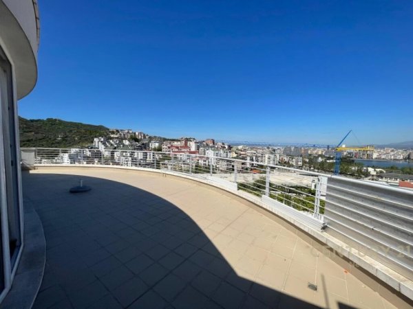 SHITET PENTHOUSE PRANE LIQENIT TE THATE + 1 POST PARKIMI I PERFSHIRE NE CMIM! ,350000euro