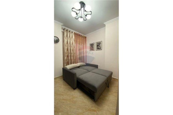 Apartament 1+1 me Qera, Rruga e Kavajes