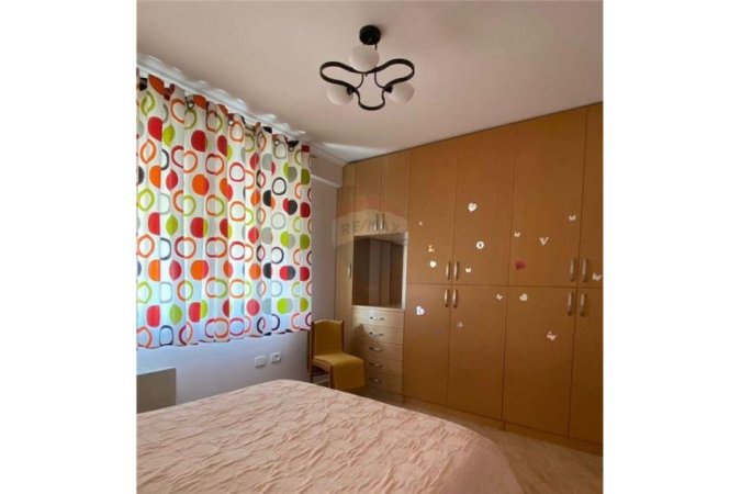 Apartament 1+1 me Qera, Rruga e Kavajes