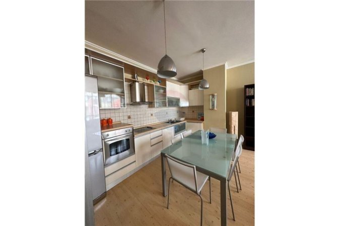 APARTAMENT 2+1 ME QIRA KOMUNA E PARISIT