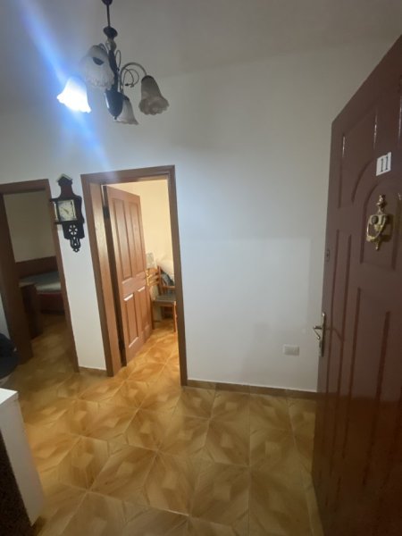 Tirane, Apartament  2+1 per shitje tek Medreseja