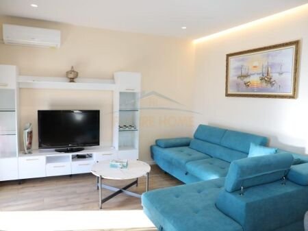 Qera, 2 Apartamente 1+1, në Lungomare, Akademia e Marinës, Vlorë. AREA39843