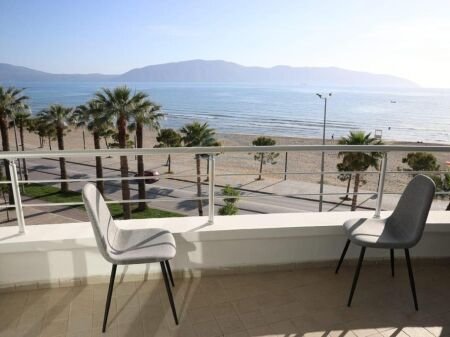 Qera, 2 Apartamente 1+1, në Lungomare, Akademia e Marinës, Vlorë. AREA39843