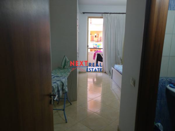 SHITET APARTAMENT 2+1 ME PAMJE DETI NE LUNGOMARE, VLORE