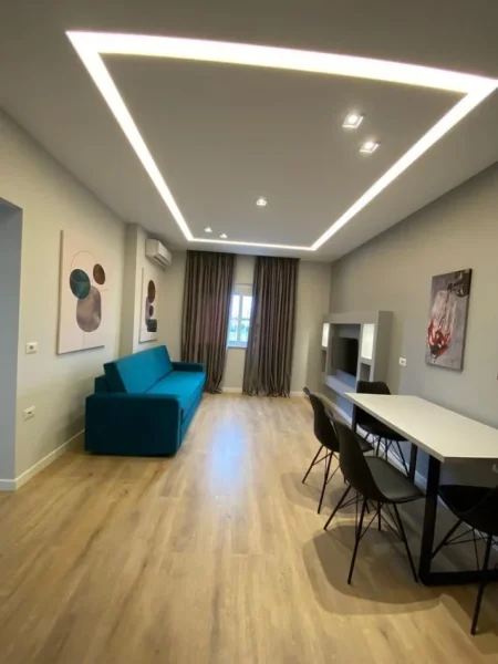 Qera, Apartament 2+1 , 21 Dhjetori Tirane