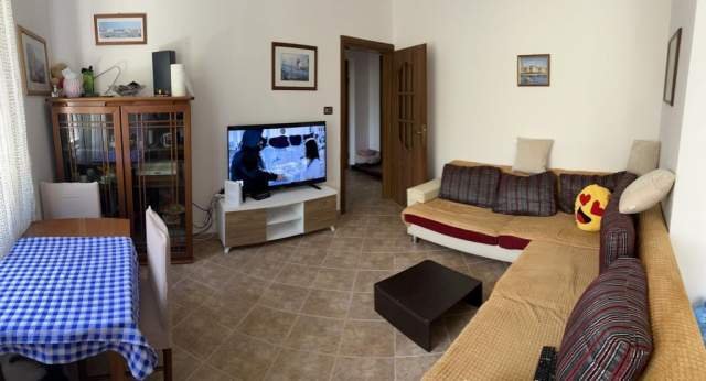 Tirane, jepet me qera apartament 2+1+BLK Kati 4, 75 m² 300 Euro (siri kodra)