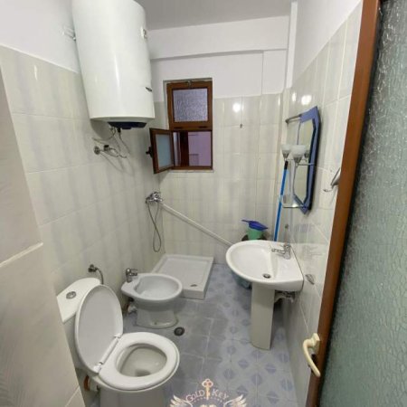 Durres, jepet me qera apartament 2+1+A+BLK Kati 9, 350 Euro