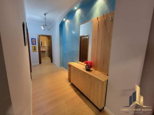 Tirane, jap me qera apartament 1+1+BLK Kati 3, 85 m² 360 Euro (Komuna e Parisit)