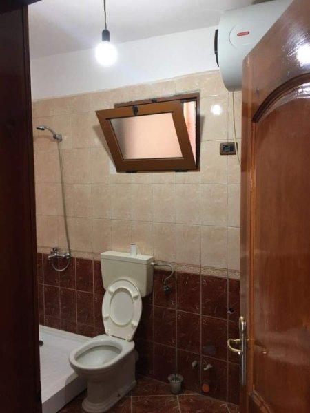 Tirane, shitet shtepi 250 m² 250.000 Euro (Don Bosko)